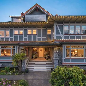 Bed & Breakfast Dashwood Manor Seaside, Victoria