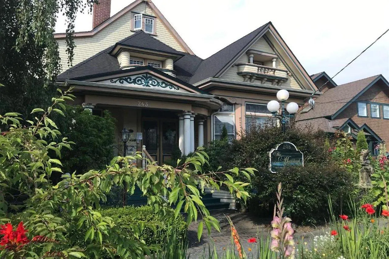 Haterleigh Heritage Inn Victoria Bed & Breakfast